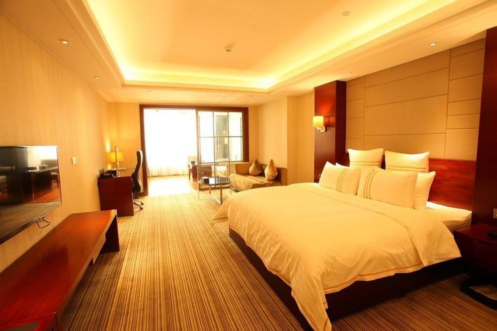 Beijing Jinlongtan Hotel Exterior photo