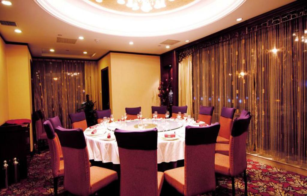 Beijing Jinlongtan Hotel Exterior photo