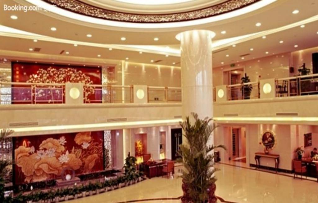 Beijing Jinlongtan Hotel Exterior photo